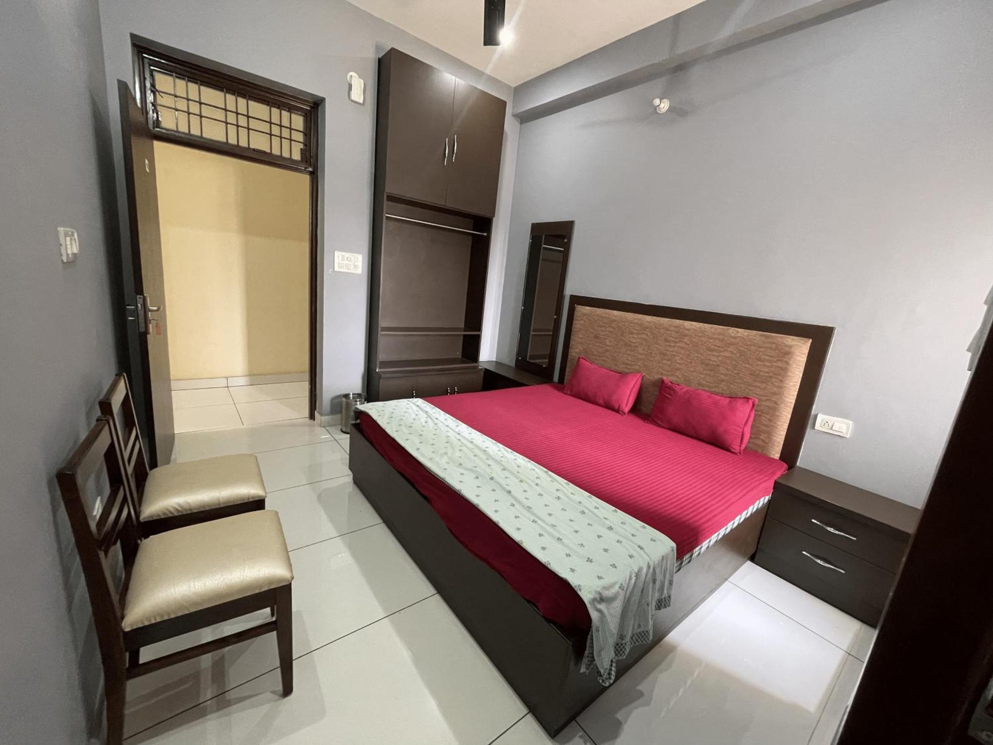 Bld Restaurant And Home Stay เดห์ราดุน ภายนอก รูปภาพ